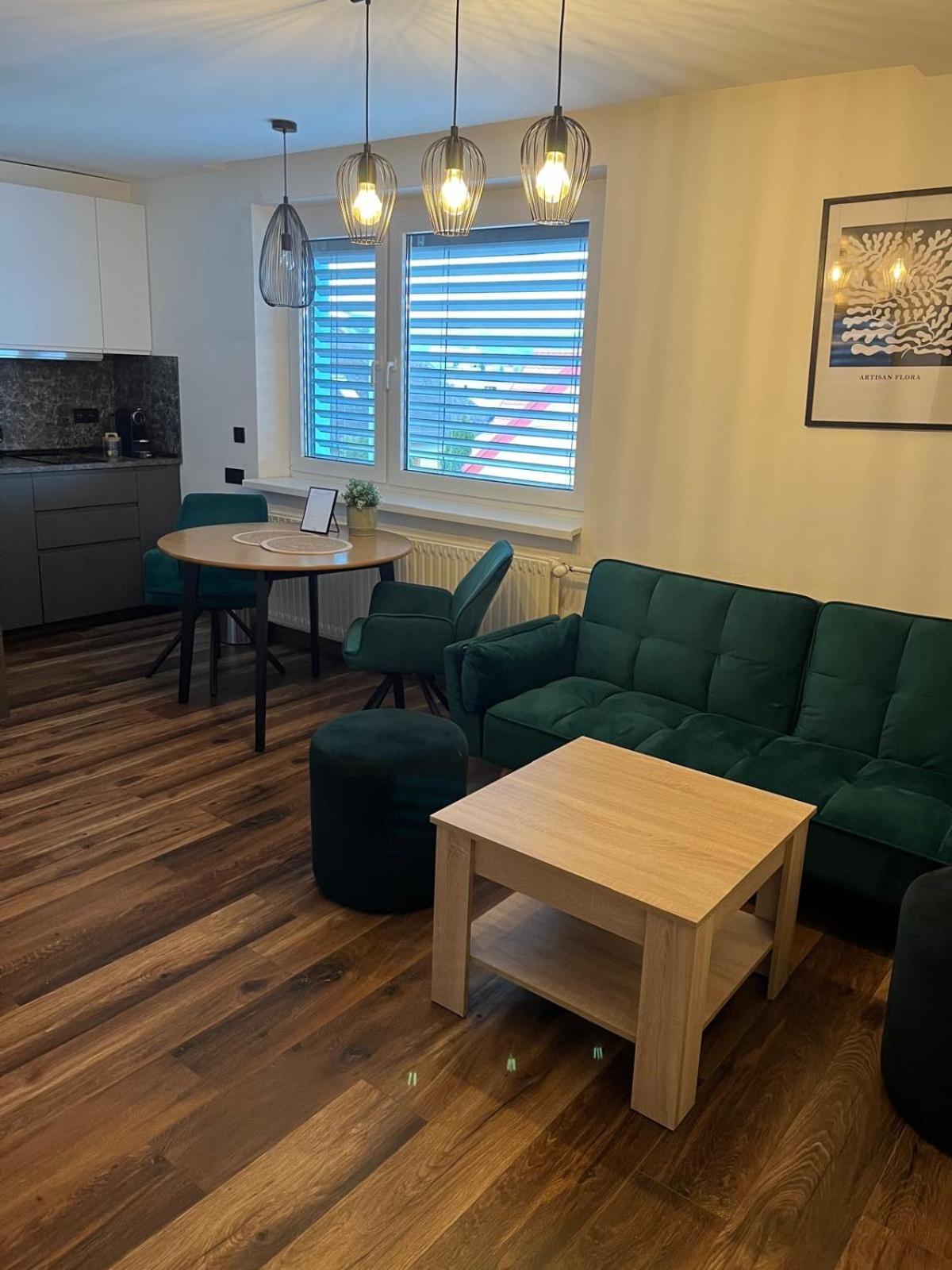 פרשוב Iq Apartments מראה חיצוני תמונה