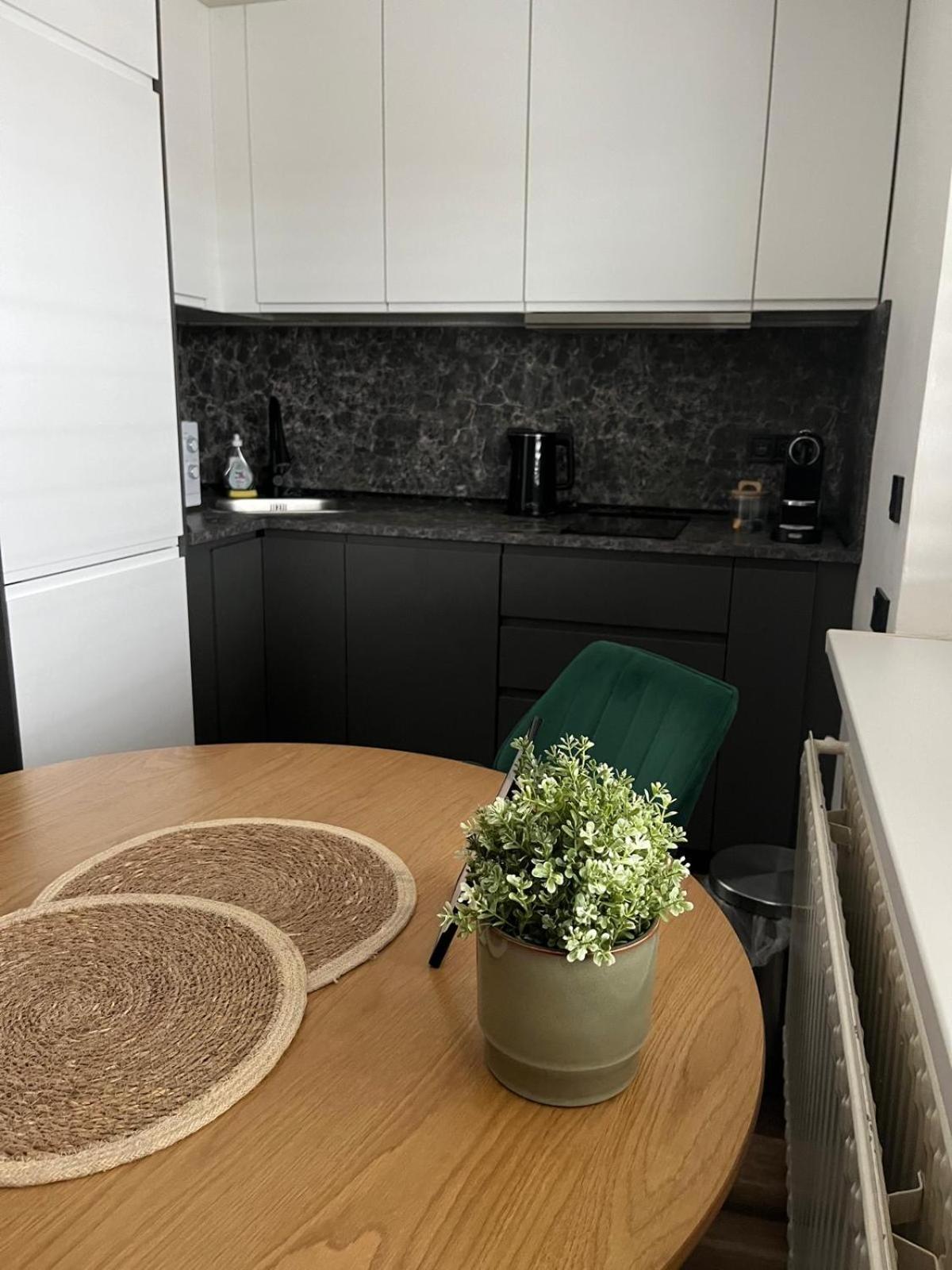 פרשוב Iq Apartments מראה חיצוני תמונה