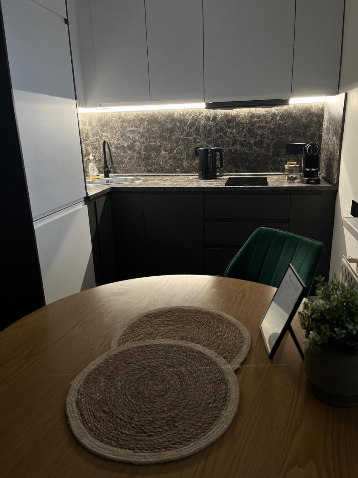 פרשוב Iq Apartments מראה חיצוני תמונה