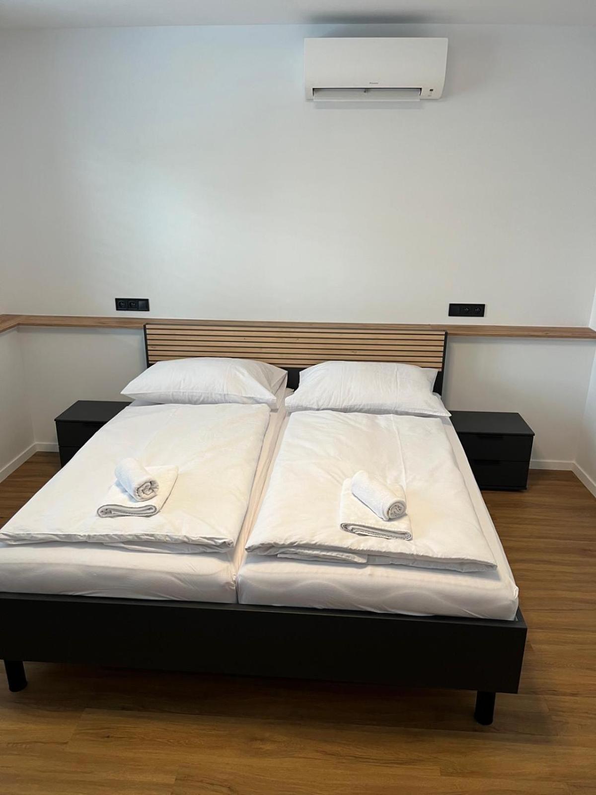פרשוב Iq Apartments מראה חיצוני תמונה